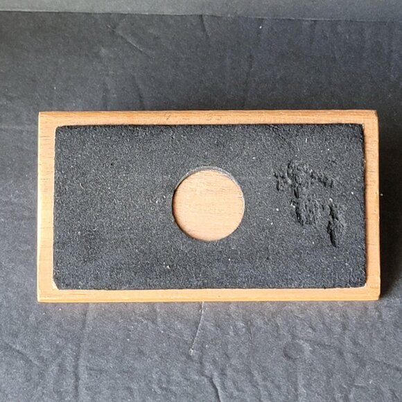 Vintage Lasercraft Walnut Engraved Sailing Ship Desktop Business Card Holder - Picture 6 of 6